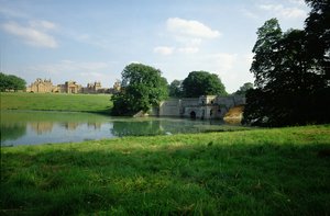 Utsikt fra innsjøen, Blenheim Palace, Oxfordshire av Unbekannt Unbekannt