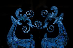 Blue Reindeer, 2017 (ommalt fotografi) av Unbekannter Künstler
