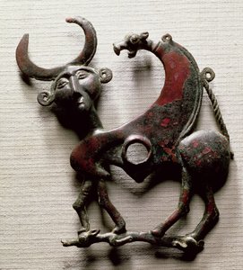 Kinnstykke av en hestebit i form av et menneskehodet beist, fra Luristan, Vest-Iran, ca. 800-700 f.Kr. (bronse) av Unbekannt
