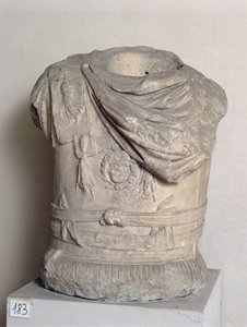 Cuirass, romersk (marmor) av Unbekannt