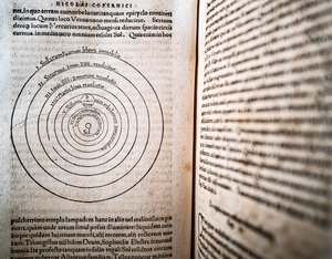 Über die Umlaufbahnen der Himmelskörper von 