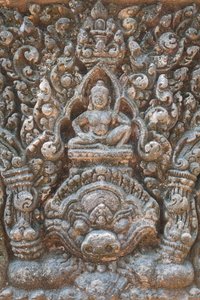 Detalj av en overligger med figuren av muligens Indra på Kala, Baphuon-stil av Unbekannter Künstler