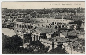 Languedoc Roussillon, Gard (30), Nimes: generell utsikt over byen med arenaene og Maison Carree - Postkort sent på 1800- og 1900-tallet av William M. Timlin