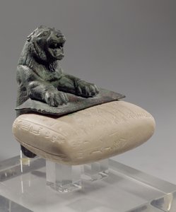 Løve holder en Hurrian foundation tablett, ca. 2150 f.Kr av Unbekannt