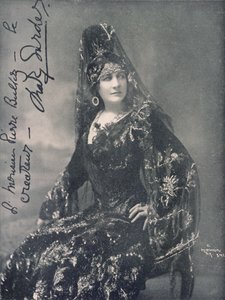 Mary Garden (1874-1967), operasopran, studiofotografi i rollen som Carmen, av C. Mishkin (s/hv-foto) av Unbekannt