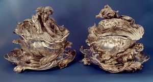 Et par suppeterriner laget for hertuginnen av Kingston av Juste Aurele Meissonier av Unbekannt
