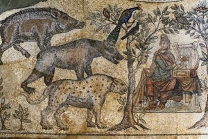 Picardie 073 - Laon - House of Associations - Roman Mosaic of Blanzy - "Orphee sjarmerer dyrene" av Unbekannt