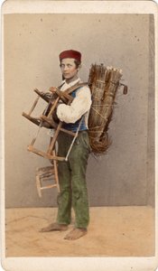 Liten metier: portrett av en ung stolrefill, Venezia. 1800-tallet Trykk på papp Dim. 10,5x6 cm av Unbekannt