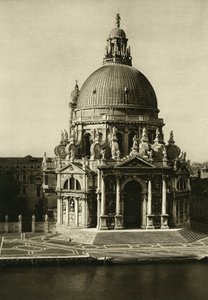 Basilikaen Santa Maria della Salute ved enden av Canal Grande. Venezia-fotografi av Wilhelm Bode av Unbekannt