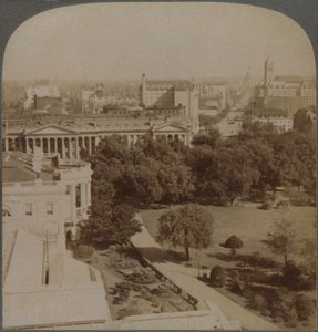 Fra marinedepartementet ... forbi Det hvite hus og finansdepartementet, til Capitol, Washington, U.S.A., 1902. av Underwood and Underwood