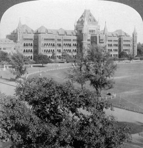 Høyesterett og nordenden av Rotten Row, Bombay, India, 1903. av Underwood and Underwood