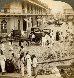 Rosario Road og Binondo Church, Manila, Filippinene. av Underwood and Underwood