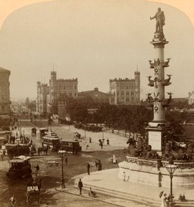 Tegetthoff-monumentet, i Prater-Stern, Wien, Østerrike, 1898. av Underwood and Underwood