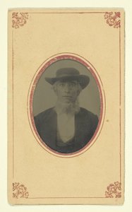 Uten tittel (Portrett av en skjegget mann med hatt) av Unknown
