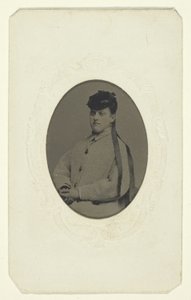 Uten tittel (Portrett av en kvinne i en hatt) av Unknown