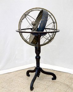 Armillarsfære fra 1600-tallet: Milano, Nasjonalmuseet for vitenskaper og teknikker. av Unknown artist