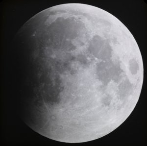 Astronomisk glassplate av måneformørkelsen (1910) av Unknown Artist