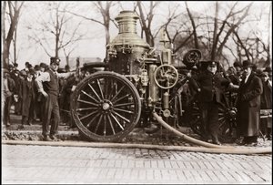 Brannpumpe fra New York Fire Brigade 1909. av Unknown artist