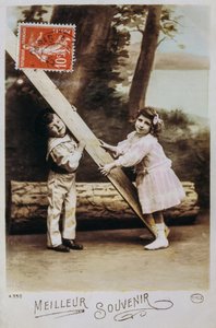 Fransk postkort som viser en ung gutt og jente som leker i 1990 (bilde) av Unknown artist