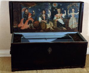 Marine Chest, Regionalt forhistorisk museum, Menton. av Unknown artist