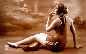 Pin-up i badedrakt. av Unknown Artist