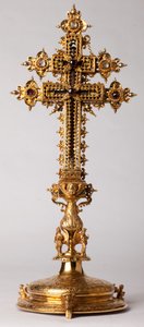 Relikviekors. Metallsmedarbeid med juveler. Opprinnelseskloster (Saint-Amand Tournai, tidligere Elnone. 1500-tallet. av Unknown artist