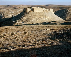 Utsikt over Karac el Chobac, korsfarerslott på østsiden av Arabah av Unknown artist