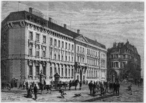 View of the facade of the Banque de France built by Gabriel Cretin (1812-1883) in Paris, rue Croix des petits champs av Unknown artist