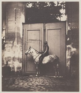 Black Horseman foran en døråpning av Unknown artist