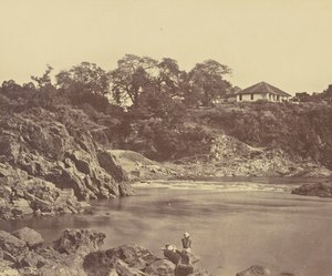 Bungalow ved Marble Rocks. Nerbudda av Unknown artist
