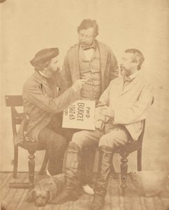 [Gruppeportrett av tre menn, India] av Unknown artist