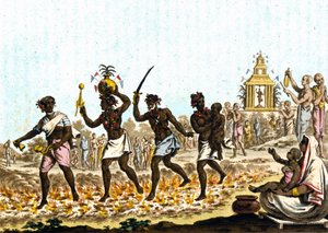 India. Fakirer som går på glødende kull. 1800-talls gravering. av Unknown artist