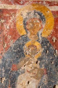 Madonna og barnet mellom erkeenglene Mikael og Gabriel av Unknown artist