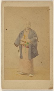 Den japanske legen, i utendørskostyme. av Unknown artist