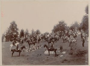 Britiske og indiske ryttere på et møte i Ootacamund-jakten av Unknown photographer