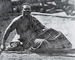 Kong Cetshwayo i eksil i Cape Town av Unknown photographer