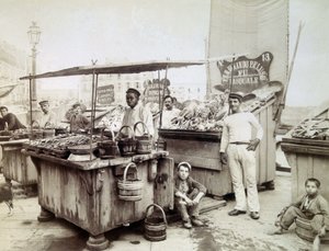 Østersselgere fra Santa Lucia til Napoli, sent på 1800-tallet av Unknown photographer