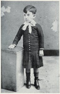 Pablo Picasso på 4 år - i "" Picasso, ikonografiske dokumenter"" av Sabartes av Unknown photographer