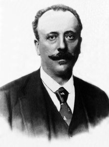 Portrett av Adrien Albert Marie Comte de Mun (1841-1914), fransk politiker. av Unknown photographer