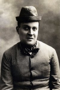 Portrett av Dranem (1869-1935), fransk sanger og stjerne i Music Hall. av Unknown photographer