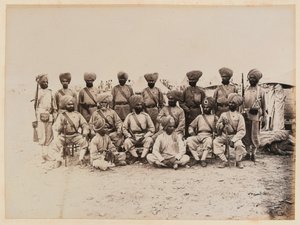 Det 15. (Ludhiana) regimentet av bengalsk innfødt infanteri i ørkenlandskapet i Sudan av Unknown photographer