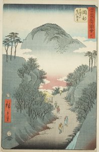 Okabe: Smal eføy-dekket vei ved Mount Utsu (Okabe, Utsu no yama tsuta no hosomichi), no. 22 fra serien "Famous Sights of the Fifty-three Stations (Gojusan tsugi meisho zue)," også kjent som den vertikale Tokaido av Utagawa Hiroshige