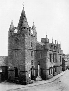 Old Tower, Tain, Ross og Cromarty, Skottland, 1924-1926. av Valentine and Sons Ltd