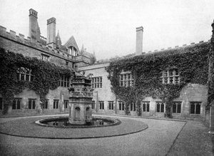 Klosteret, Newstead Abbey, Nottinghamshire, 1924-1926 av Valentine and Sons Ltd