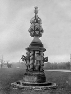 Soluret, Glamis Castle, 1924-1926.
