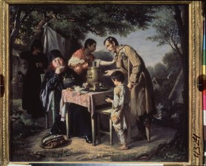 Drikker te i Mytishchi (Mytischi), nær Moskva. (Ortodokse munker tar te i en hage, en krøpling og et nødlidende barn tigger, dyttet bort av en tjenestejente.) Maleri av Vasili (Vassili) Grigorievich Perov (1834-1882), olje på lerret av Vasili Grigorevich Perov