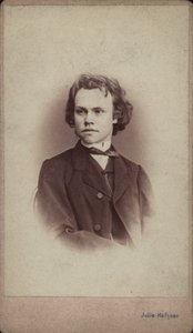 Portrett av komponisten Anton Rubinstein 1829-1894. av Vienna . Photo studio Julie Haftner