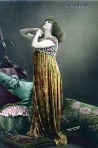 Henriette Rosine Bernard aka Sarah Bernhardt (1844-1923) som "" Cleopatra", skuespill av viktorianske Sardou