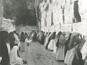 Klagemuren, Jerusalem, Palestina, 1895. av W and S Ltd