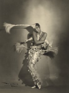 Josephine Baker, ca. 1927 (gelatinsølvtrykk)